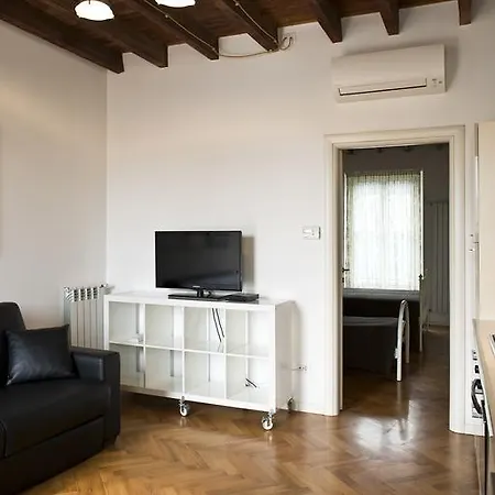 La Maison Del Capestrano Milano