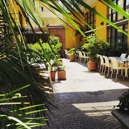 La Maison Del Capestrano * Milano