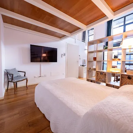 公寓 La Maison Del Capestrano 米兰