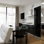 شقة La Maison Del Capestrano ميلان