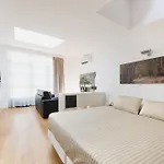 La Maison Del Capestrano ميلان