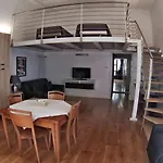 شقة La Maison Del Capestrano *